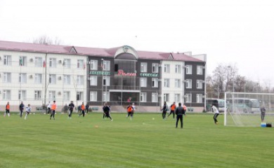 «Терек» провел предигровую тренировку в Академии футбола «Рамзан» (Фото).