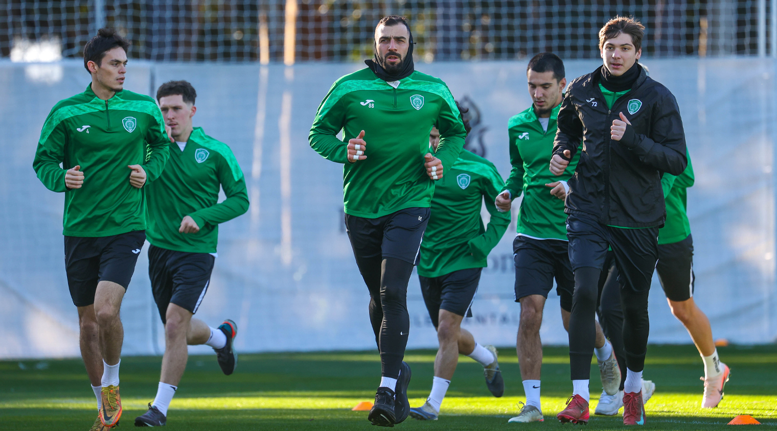 Видео: начали работу на зимних сборах в турецком Белеке