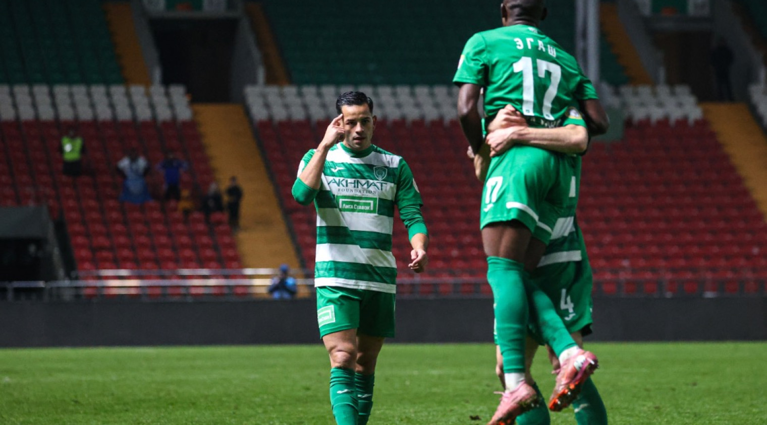 Фото с матча «Ахмат» — «Оренбург»